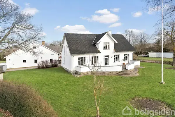 Villa på Gl Præstøvej 32, 4735 Mern