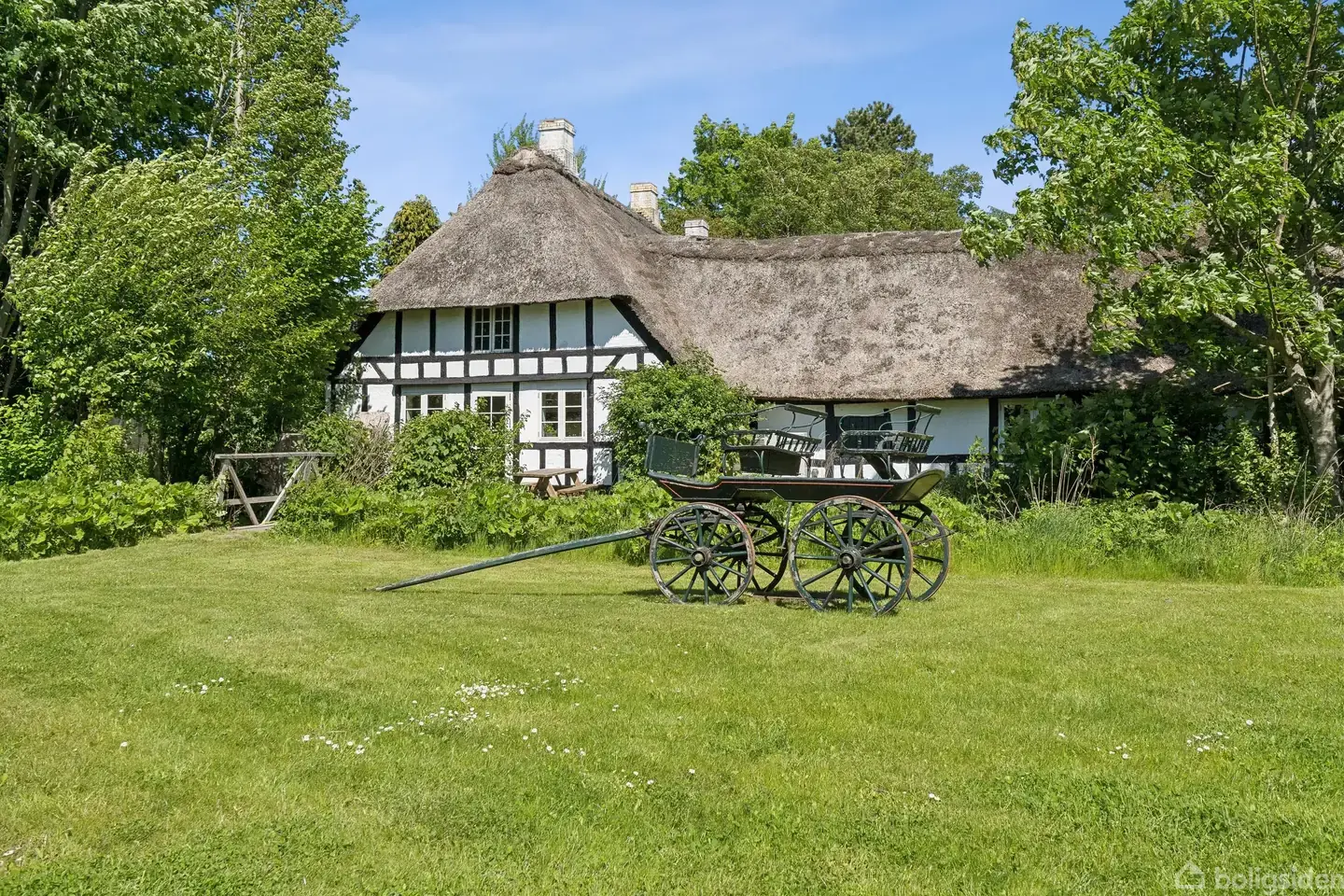 Historisk natur landejendom med muligheder