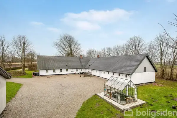 Landejendom på Firringvej 2, 6650 Brørup