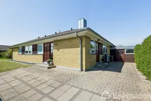 Villa på Skoletoften 4, 8420 Knebel
