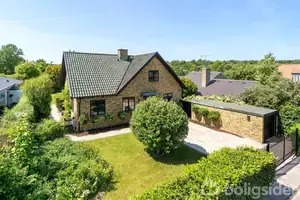 Villa på Bernstorfflund Alle 63, 2920 Charlottenlund