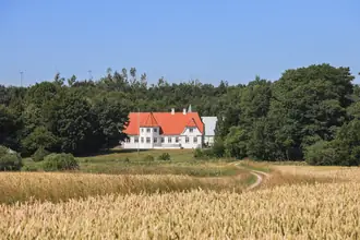 Landejendom på Hjallerupvej 38, 9320 Hjallerup