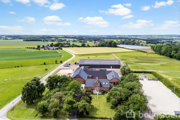 Landejendom på Ballesvej 3, 8940 Randers SV