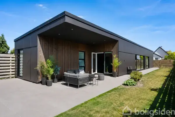 Villa på Ulstrupvej 12, 2650 Hvidovre