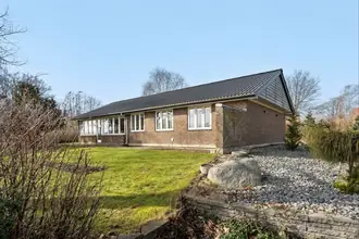 Villa på Hasselvej 10, 6971 Spjald