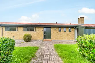 Villa på Sommersvej 11, 3400 Hillerød