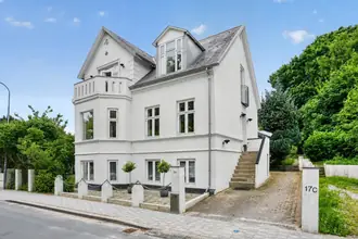 Villa på Marienlyst Alle 17A, 3000 Helsingør