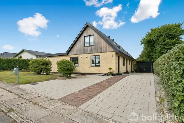 Villa på Bakkedraget 2, 9230 Svenstrup J