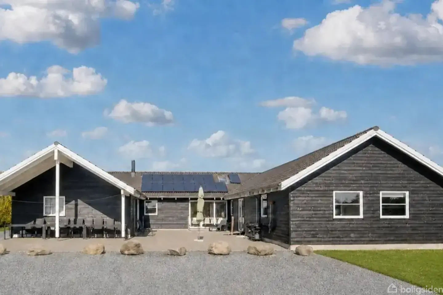 House, 308 m², land 3090 m²