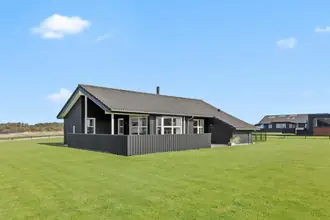 Fritidshus på Finhvalvej 2, Lyngby, 9480 Løkken