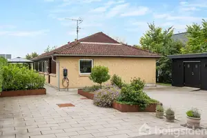 Villa på Hirsevej 18, 4040 Jyllinge