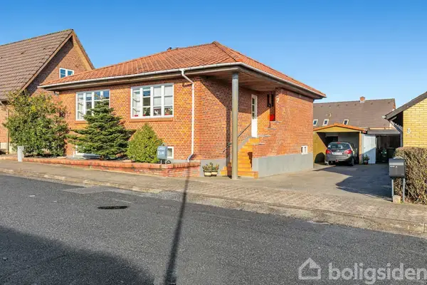Villa på Odinsvej 7, 6705 Esbjerg Ø