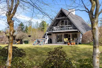 Fritidshus på Enebærvej 11, Fjellerup Strand, 8585 Glesborg