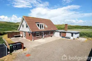Villa på Hjelmevej 9, 6990 Ulfborg