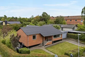 Villa på Lundshøjgårdsvej 13, 8340 Malling