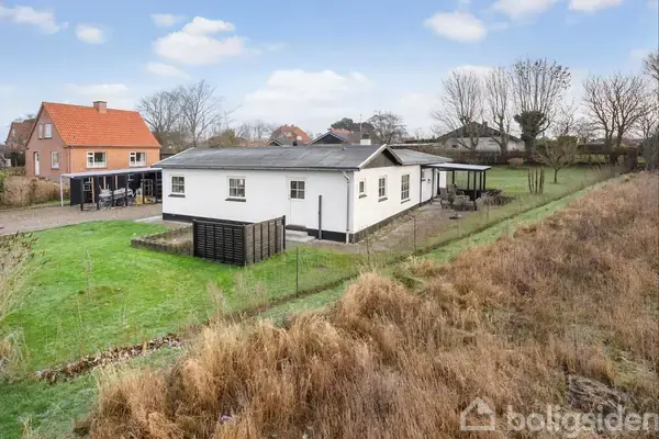 Villa på Ahornvej 5, 4591 Føllenslev