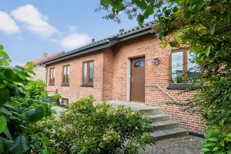 Villa på Ormslevvej 6, 8260 Viby J