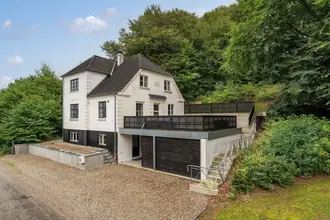 Villa på Åstvej 26, Lindeballe, 7321 Gadbjerg