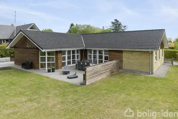 Villa på Fyrrehøjen 17, 5330 Munkebo