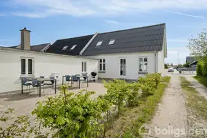 Villa på Hovedgaden 50, 8654 Bryrup