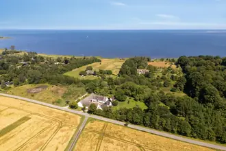 Landejendom på Bøged Strandvej 25, Bøged Strand, 4720 Præstø