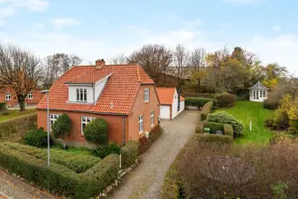 Villa på Aspvej 7, Linde, 7600 Struer