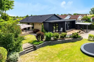 Villa på Møllebakken 21, Strib, 5500 Middelfart