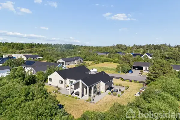 Villa på J P Ladefogedsvej 10, 9850 Hirtshals