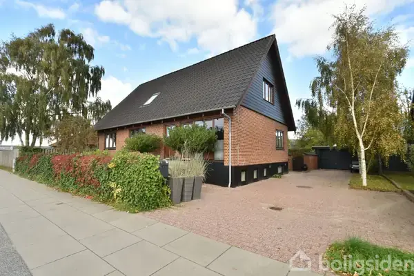Villa på Lind Hovedgade 1, 7400 Herning