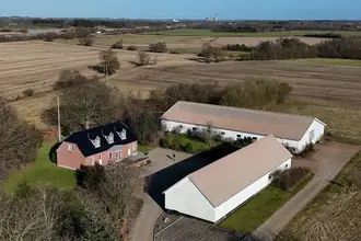 Landejendom på Vesterlindvej 38, 7400 Herning