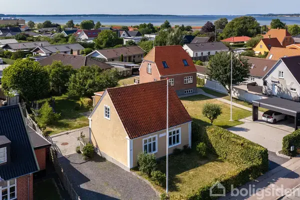 Villa på Byvej 57, 3600 Frederikssund