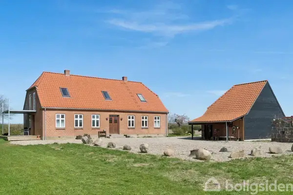 Landejendom på Fiskerhusvej 13, 8660 Skanderborg