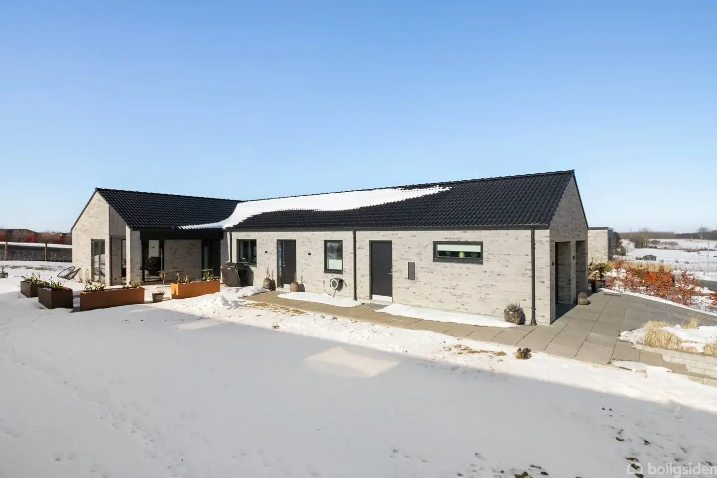 Villa med dobbeltgarage fra 2022 i Ådalen