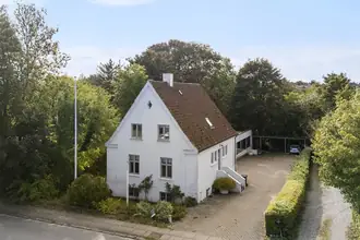 Villa på Solbjerg Hovedgade 24, 8355 Solbjerg