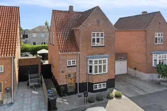 Villa på Pomonagade 14, 4800 Nykøbing F