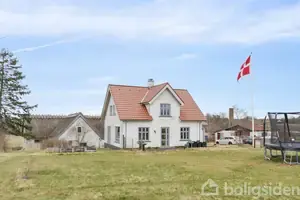 Landejendom på Lystrupvej 6, 3540 Lynge