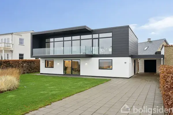 Villa på Kystvejen 10, 4600 Køge