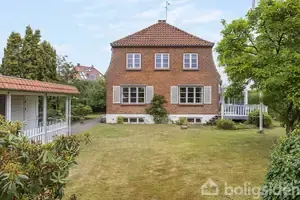 Villa på Baunegårdsvej 23, 2820 Gentofte