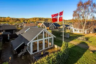 Fritidshus p&#229; Mejsevej 10, Gr&#248;nninghoved, 6093 Sj&#248;lund