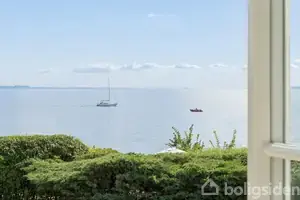 Villa på Strandvejen 106, 3070 Snekkersten