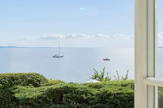 Villa på Strandvejen 106, 3070 Snekkersten