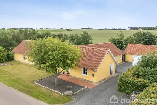 Villa på Sørupvej 236, 9830 Tårs