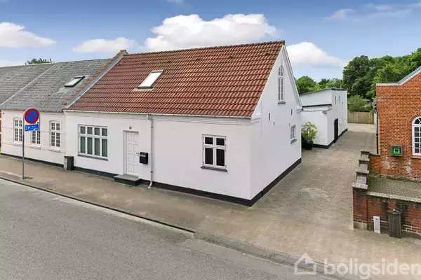 Villa på Nørrebrogade 76, 6700 Esbjerg