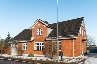 Villa på Langgade 4, 7550 Sørvad