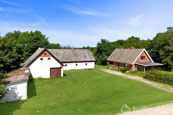 Landejendom på Trintvedvej 2, 9330 Dronninglund