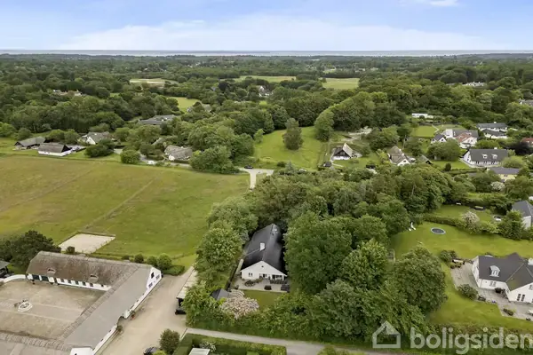 Villa på Nedenomsvej 7, 2970 Hørsholm