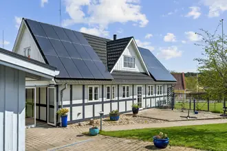Villa på Knebel Bygade 24, 8420 Knebel
