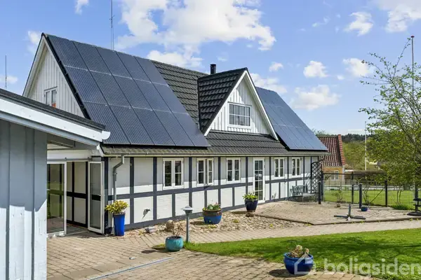 Villa på Knebel Bygade 24, 8420 Knebel