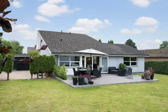Villa på Bjergagervej 8, 4652 Hårlev