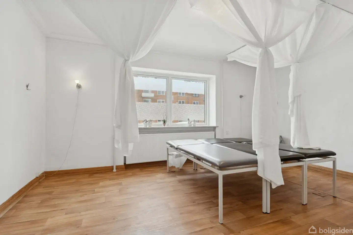 Velindrettet lejlighed med gode muligheder for eget præg